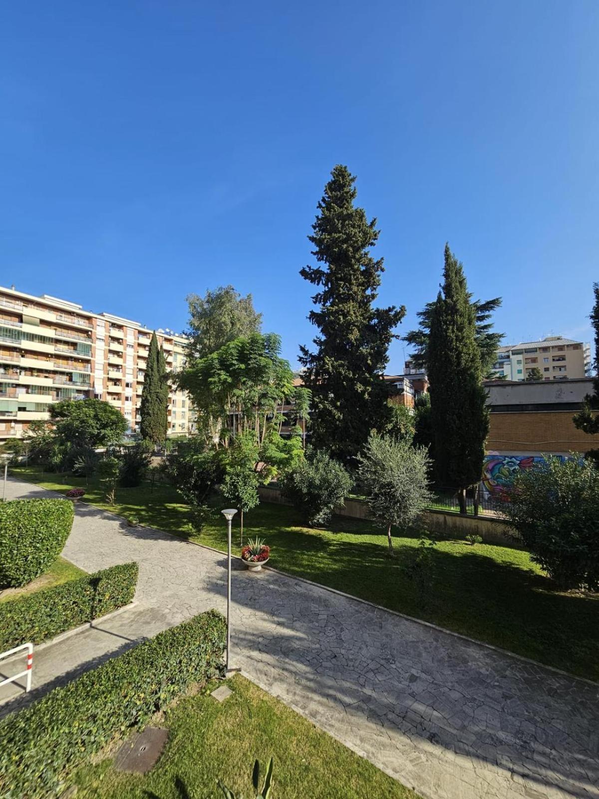 Apartmán A Casa Di Luca Řím Exteriér fotografie