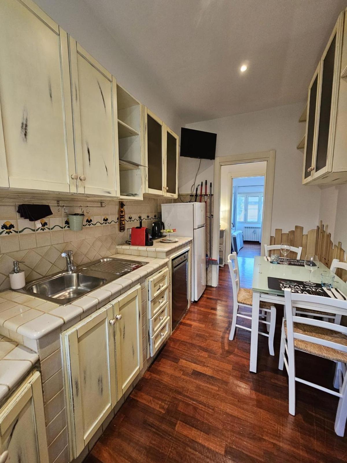 Apartmán A Casa Di Luca Řím Exteriér fotografie